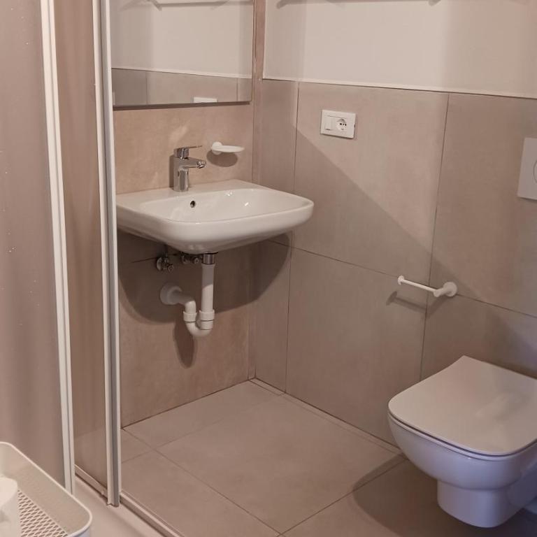 Camping Alpino - Nature Village - Bungalow con 2 Camere da Letto - 3
