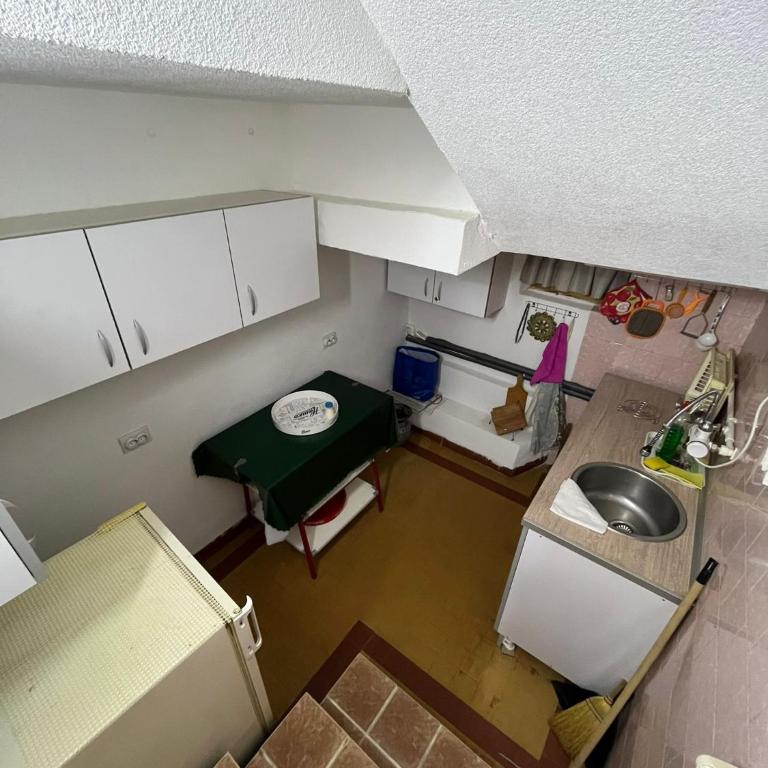 Dedovina - Trokrevetna Soba sa Sopstvenim Kupatilom - 12