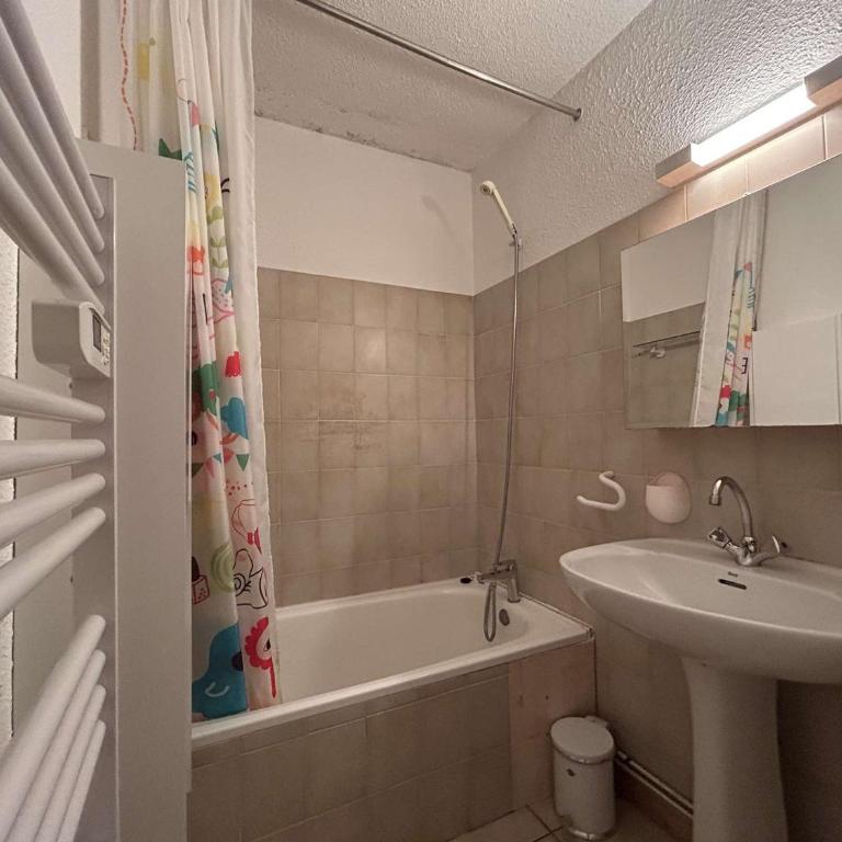 Appartement cosy 4/5 pers, centre Montgenèvre - FR-1-330D-72 - Appartement (6 Adultes) - 3