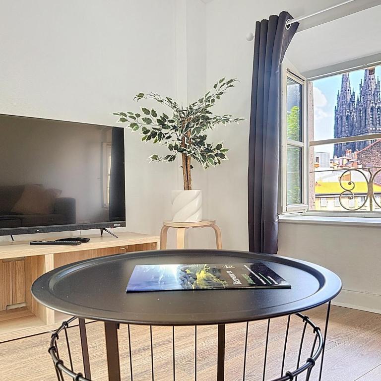 Tour d'Auvergne - Appartements en plein centre ville, proche de la cathédrale et de la place de Jaude - Appartement 1 Chambre - 2