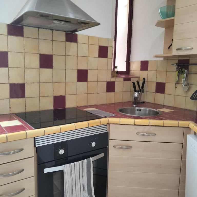 Joli T3 proche centre ville d'Avignon - Appartement 2 Chambres - 23