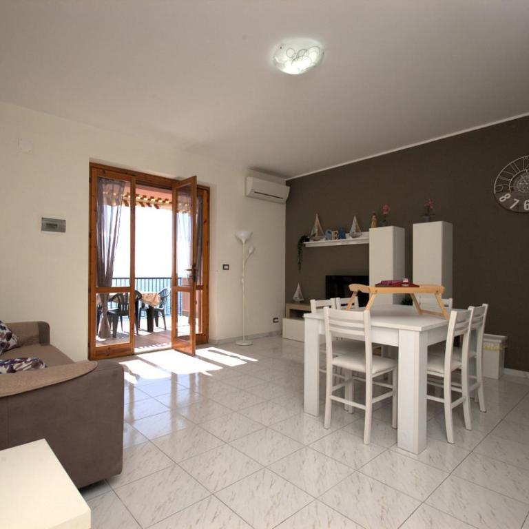 Una Vita Vista Mare - Appartamento con 2 Camere da Letto - 10
