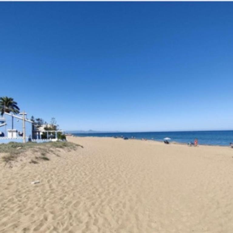 Apto. en Urbanización Albatros con salida a playa - Bungalow con vistas al jardín - 37