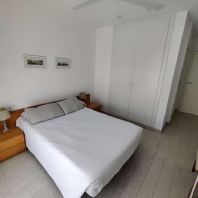 Apto. en Urbanización Albatros con salida a playa - Bungalow con vistas al jardín - 28