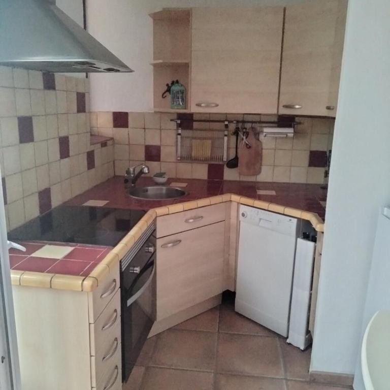 Joli T3 proche centre ville d'Avignon - Appartement 2 Chambres - 7