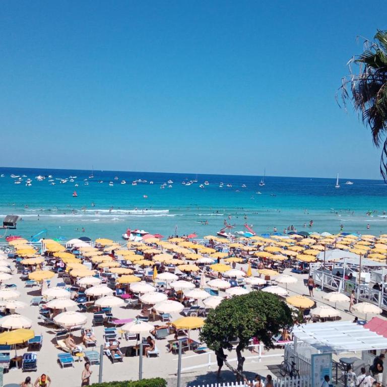 Rocca Mondello Rooms, Beach and Sea - Triple Room with Sea View - 12