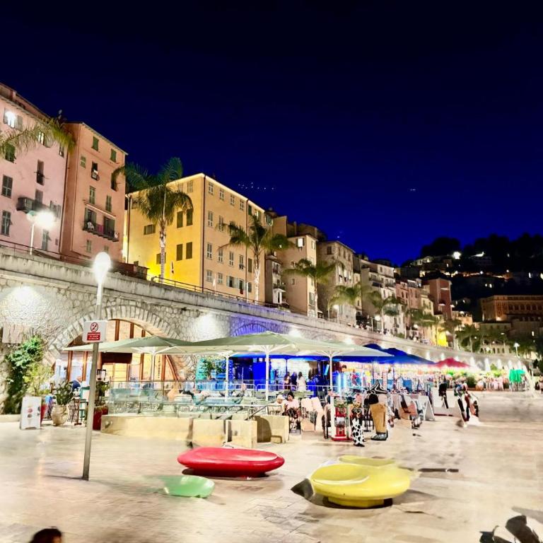 Casa Sud Menton Superbe front mer, appartement rénové, parking & climatisation - Studio mit Meerblick - 45