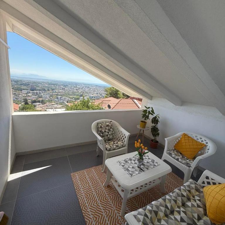 Perfect VIEW - Two-Bedroom Apartment - 3