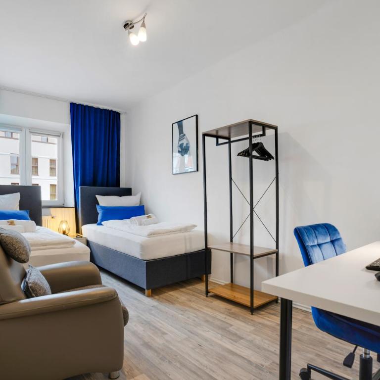KATIES Apartments Augsburg I Zentral I 4 Zimmer I 7 Personen I 2x Parken I Nintendo Switch I DisneyPlus I E-Kamin - Appartamento con 3 Camere da Letto - 3