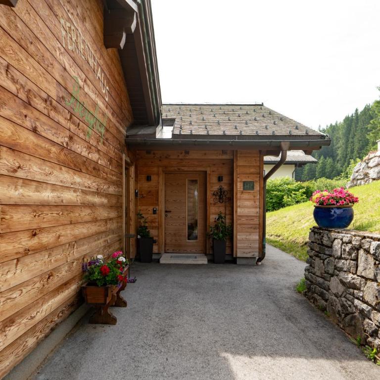 Ski In/Ski Out Ferienhaus Berghof by Schladmingurlaub - Apartment mit Blick auf die Berge - 4