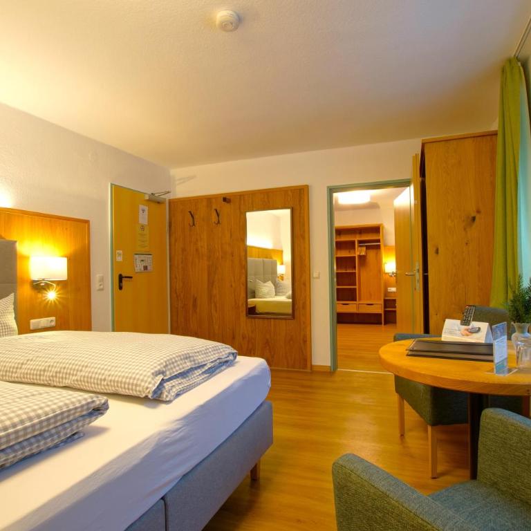 Hotel Waldmann - Vierbettzimmer - 4