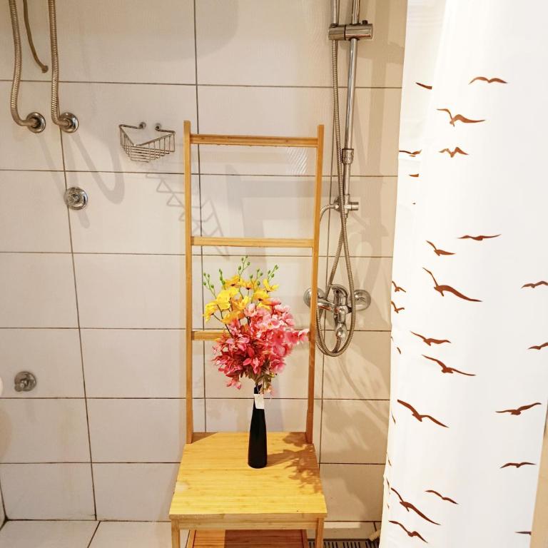 Urban Garden Apartments - Sunflower - One-Bedroom Apartment - 9