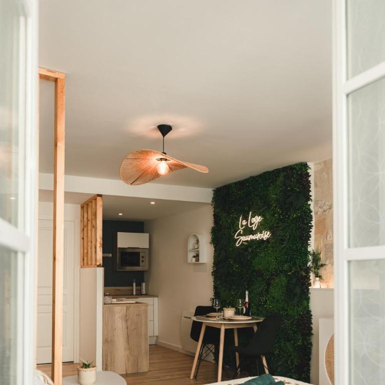 La Loge Saumuroise - Charme, Confort & Local-vélo - Appartement - Rez-de-Chaussée - 13