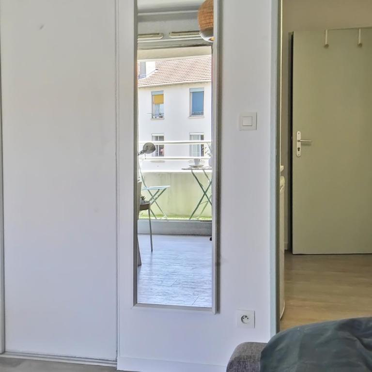 Petit cocon à Charpennes - One-Bedroom Apartment - 8