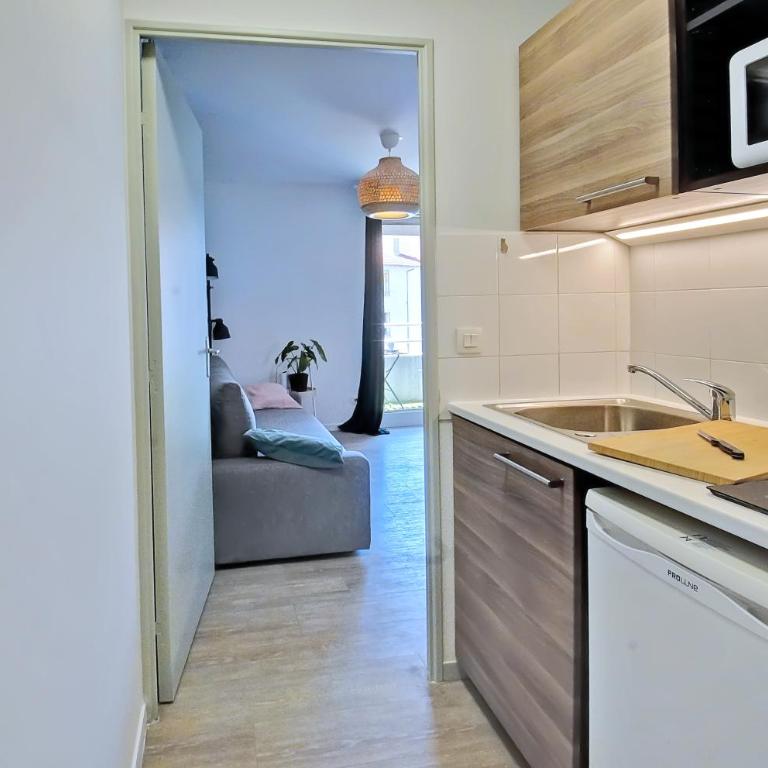 Petit cocon à Charpennes - One-Bedroom Apartment - 9