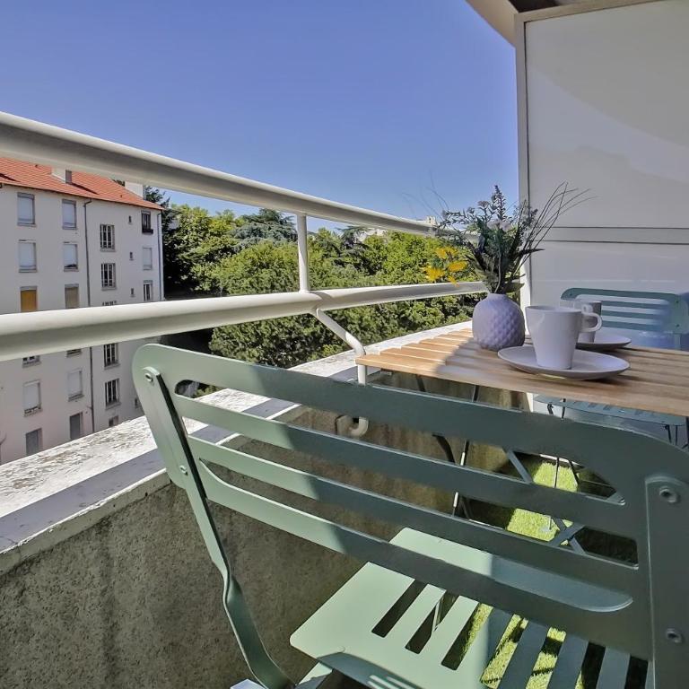 Petit cocon à Charpennes - One-Bedroom Apartment - 3