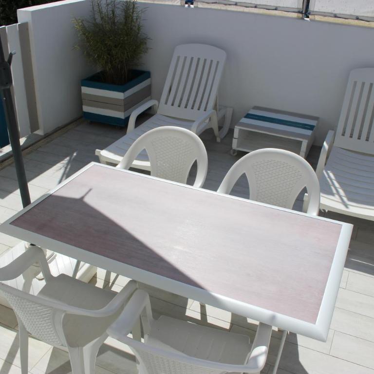 GITE AVEC SPA ENTRE FORET ET PLAGE - Ambiance Bord de Mer - Appartement - 16
