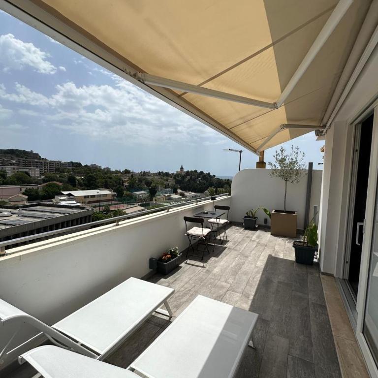 18 Dante Luxury Suites - Camera Queen con Vasca Idromassaggio - 37