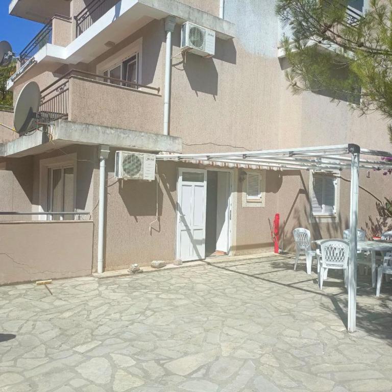 Inna Apartment near the Sea - Two-Bedroom Apartment - 1