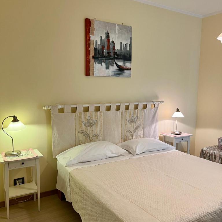 Eremes Rooms & Apartments - Chambre Double Standard - 8