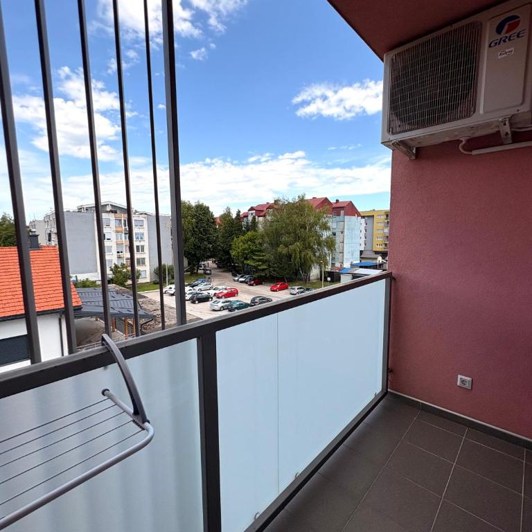 Apartment Alma - Two-Bedroom Apartment - 16