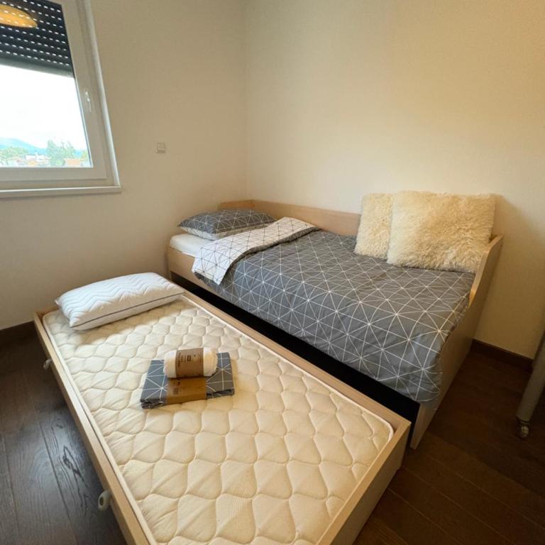 Apartment Alma - Two-Bedroom Apartment - 22