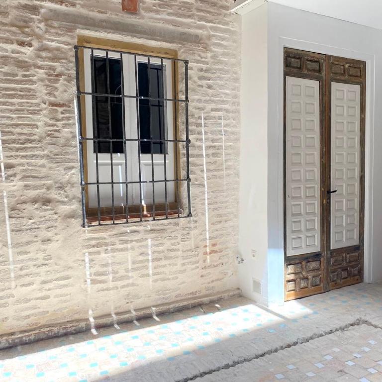 Cervantes Suites OnlyMalaga - Habitación Doble con baño privado - 3