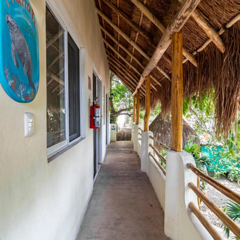 Hotel & Suites Oasis Bacalar - Suite Junior con balcón - 7