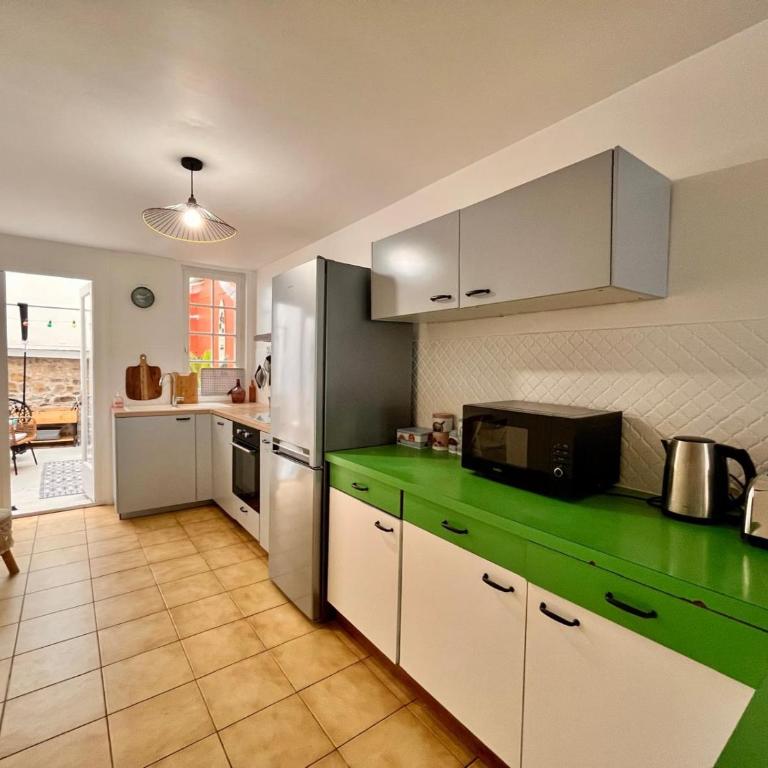 Maison au cœur du Vieux-Port de La Rochelle - Appartement - 47