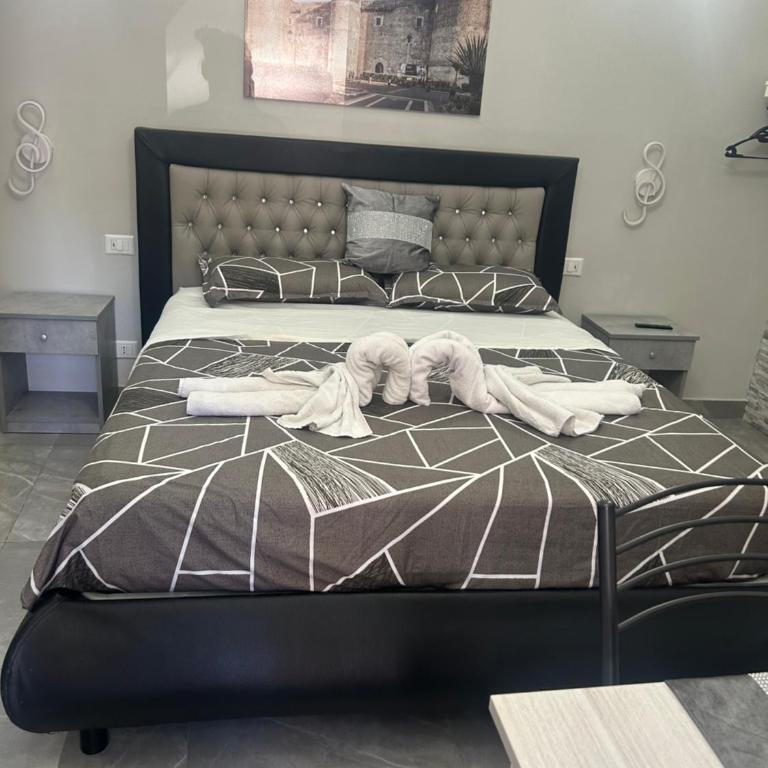 Fanale House - One-Bedroom Apartment - 13