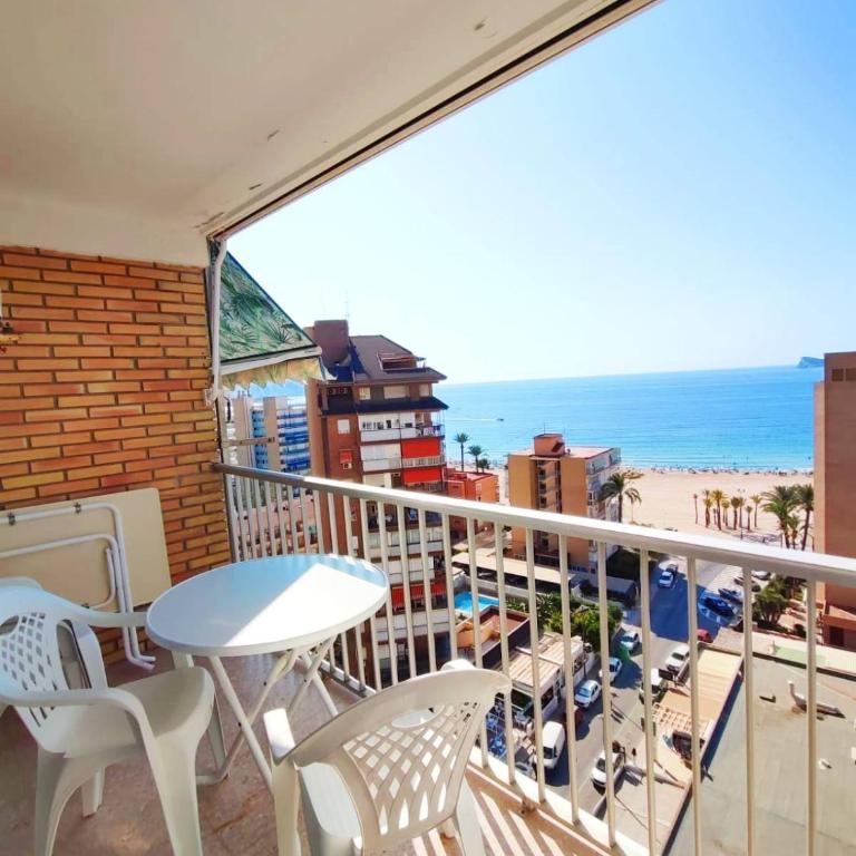 Eolo Beach Benidorm - Apartamento de 2 dormitorios con terraza y vistas al mar - 8