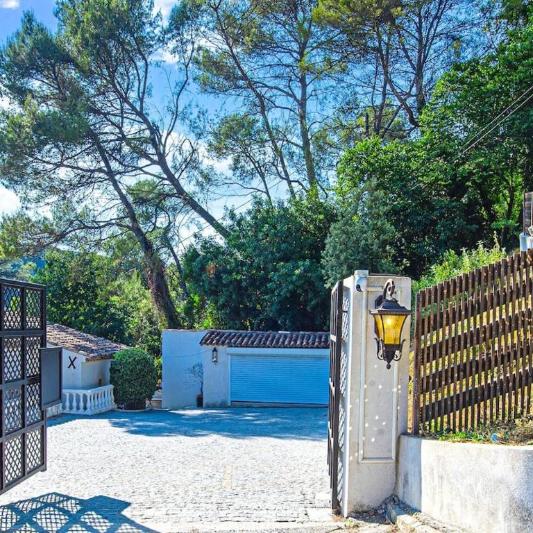 Villa Athéna - Jacuzzi Pool Pétanque - LeBooker - Villa 3 Chambres - 20