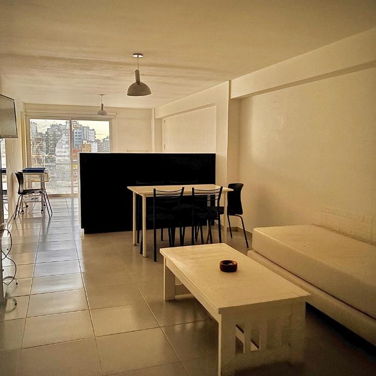 Depto la perla c posible cochera - One-Bedroom Apartment - 3