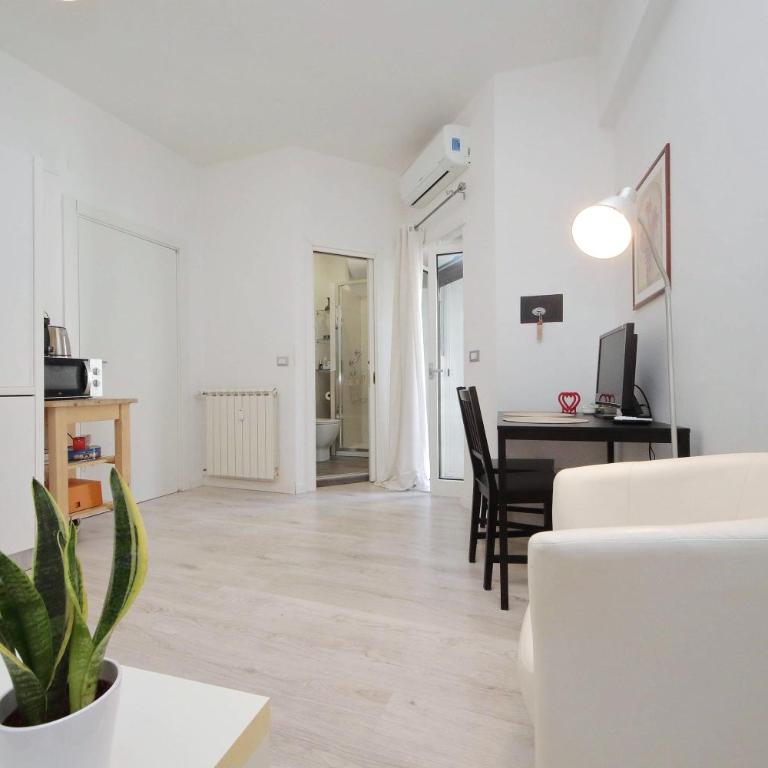 CasAchille Mini Studio - One-Bedroom Apartment - 9