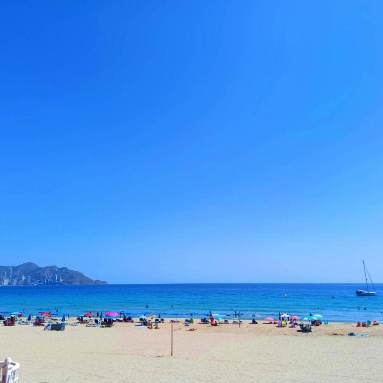 1º Línea Playa Poniente - Apartamento de 2 dormitorios - 21