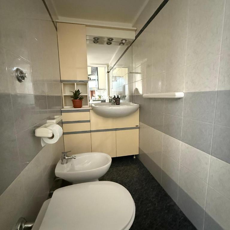 Nenni al Mare Apartment - Two-Bedroom Apartment - 8