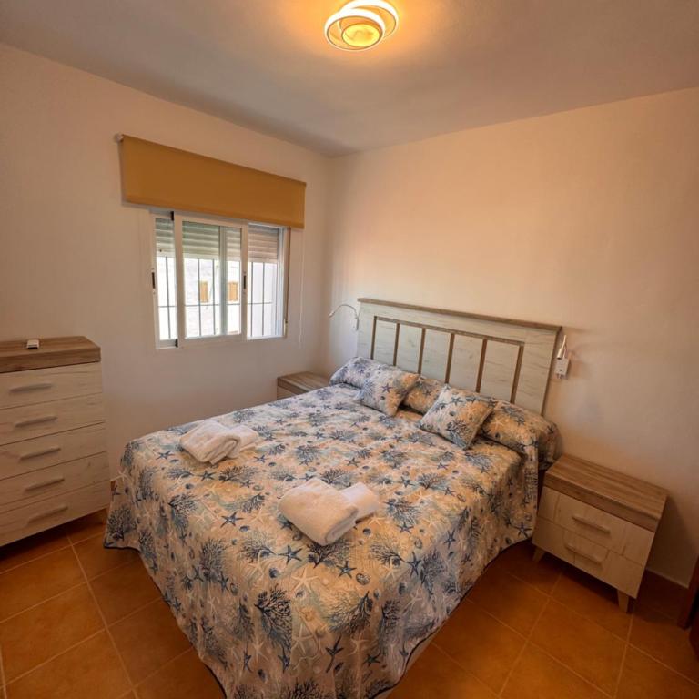 Casa de playa mediterránea, a metros de la playa - Casa Vacacional de 3 dormitorios - 9