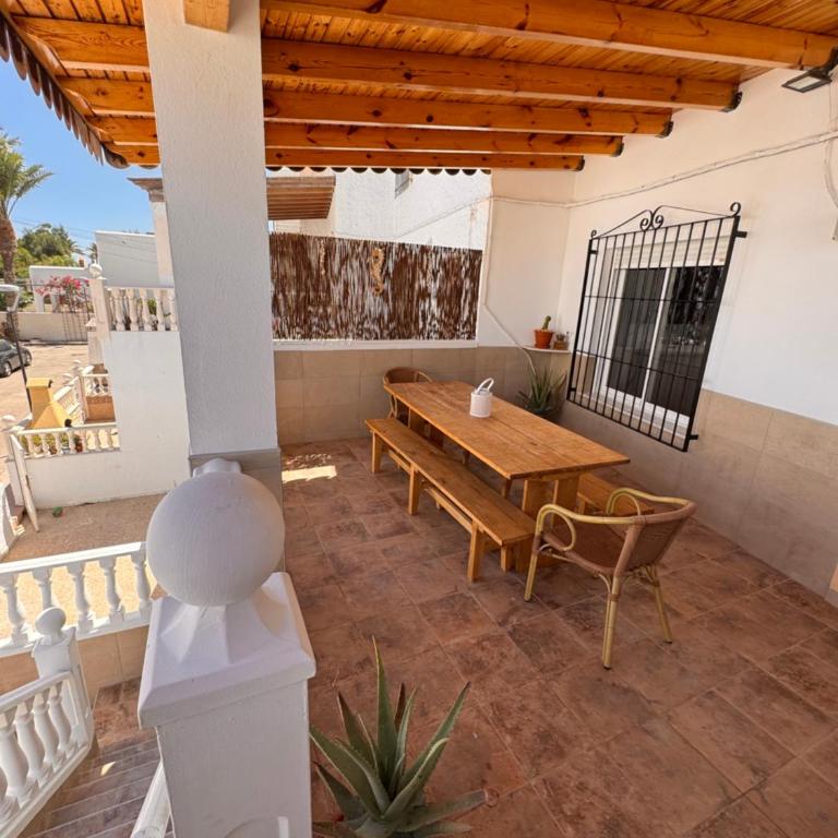 Casa de playa mediterránea, a metros de la playa - Casa Vacacional de 3 dormitorios - 20