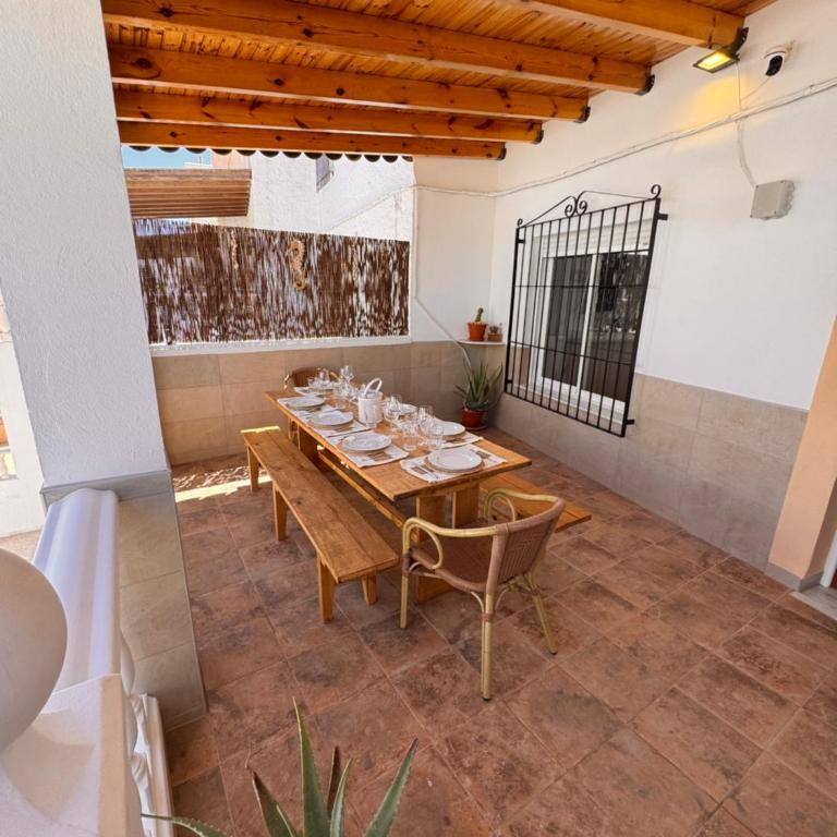 Casa de playa mediterránea, a metros de la playa - Casa Vacacional de 3 dormitorios - 38