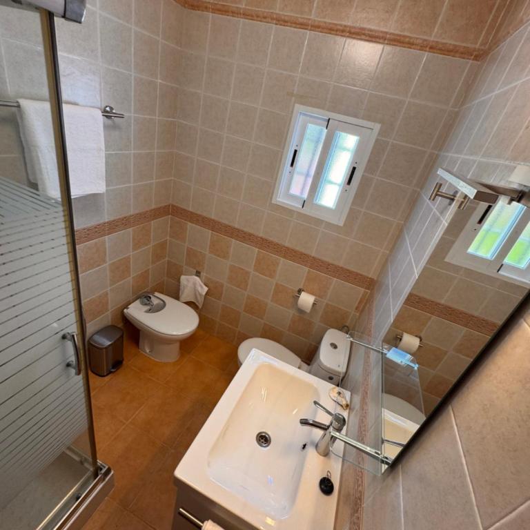 Casa de playa mediterránea, a metros de la playa - Casa Vacacional de 3 dormitorios - 49