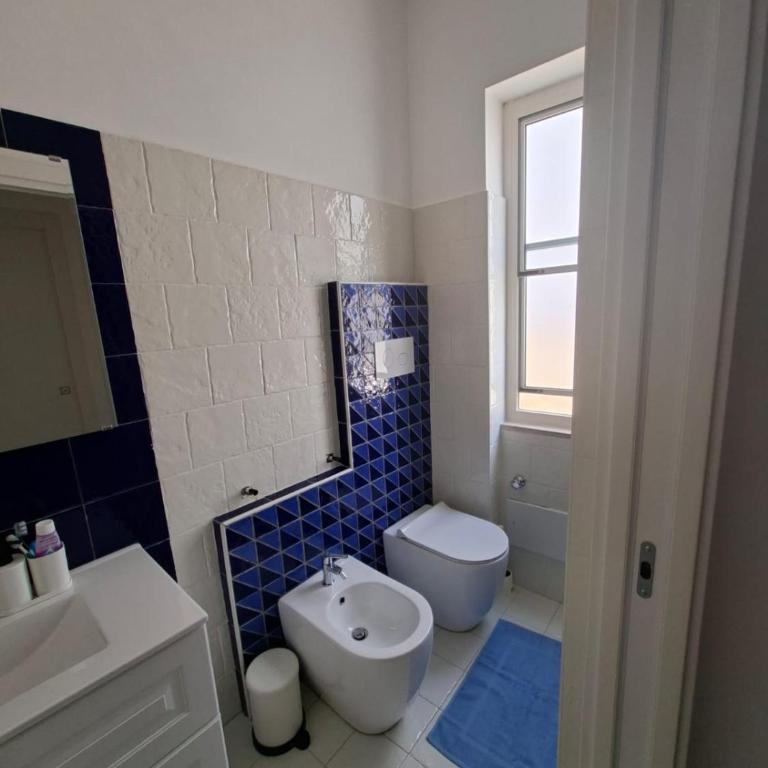 Bella Blu - Appartamento con 2 Camere da Letto - 6