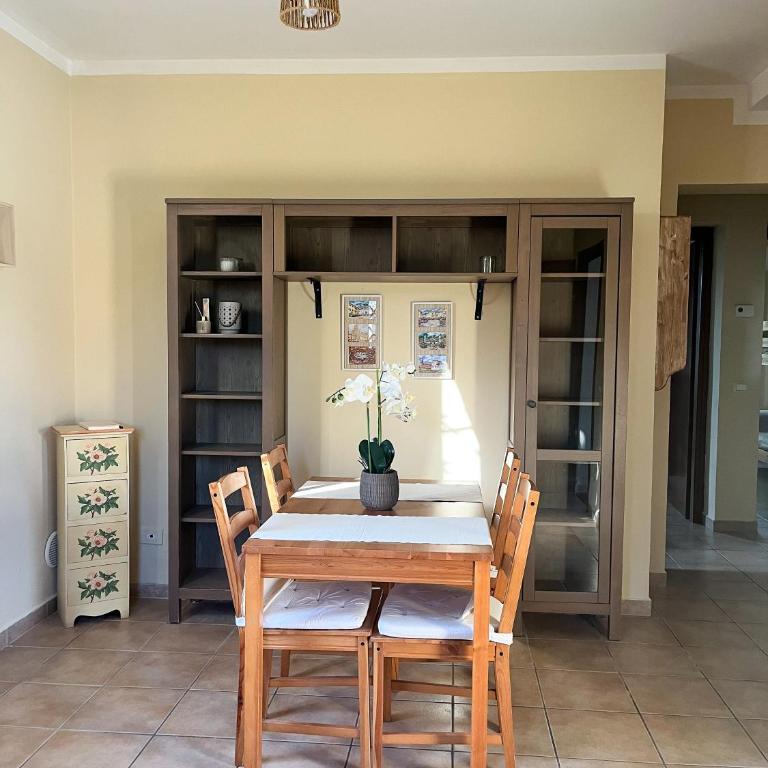 Appartamento Ortensia Lucca - Appartamento con 2 Camere da Letto - 2