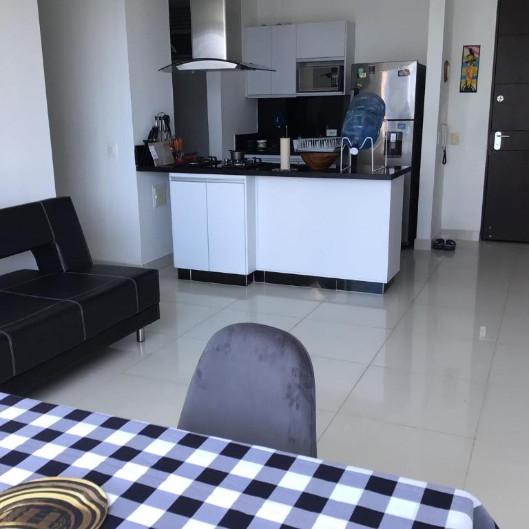 Apartamento en Bello Horizonte - Two-Bedroom Apartment with Balcony - 2