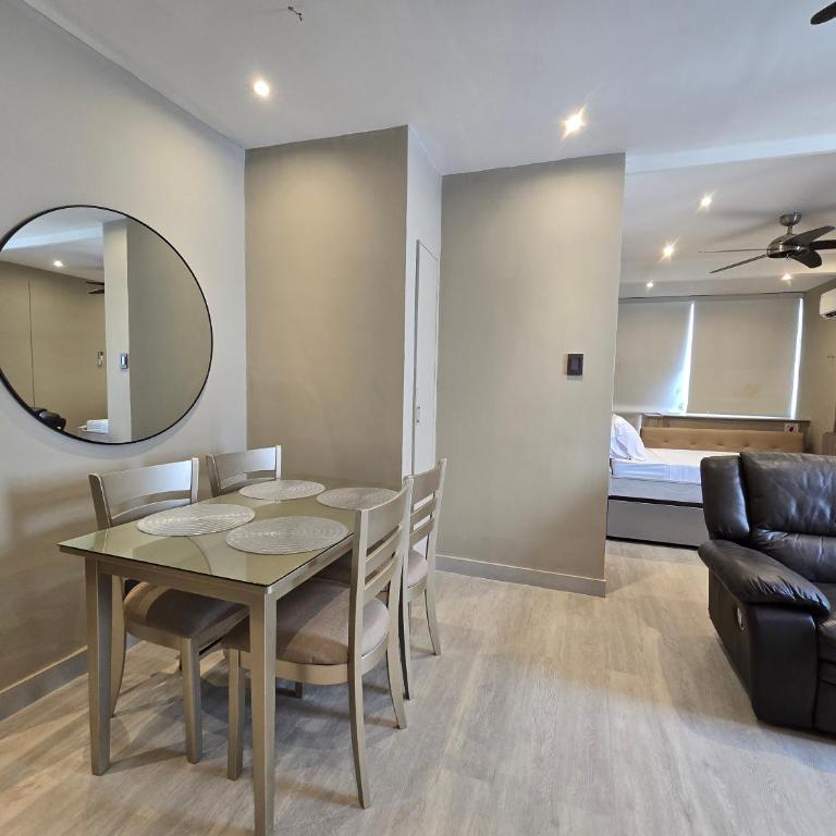 Moderno apartamento vista al mar y al lago piso 10 - Two-Bedroom Apartment - 12
