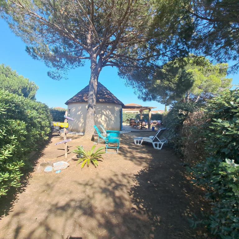 libre du 21 juin au 4 juillet venez prendre la fraîcheur en bord de lac et plage de Barcarès à 800m cabane rénovée 8 couchages possibles - Haus mit 3 Schlafzimmern - 24