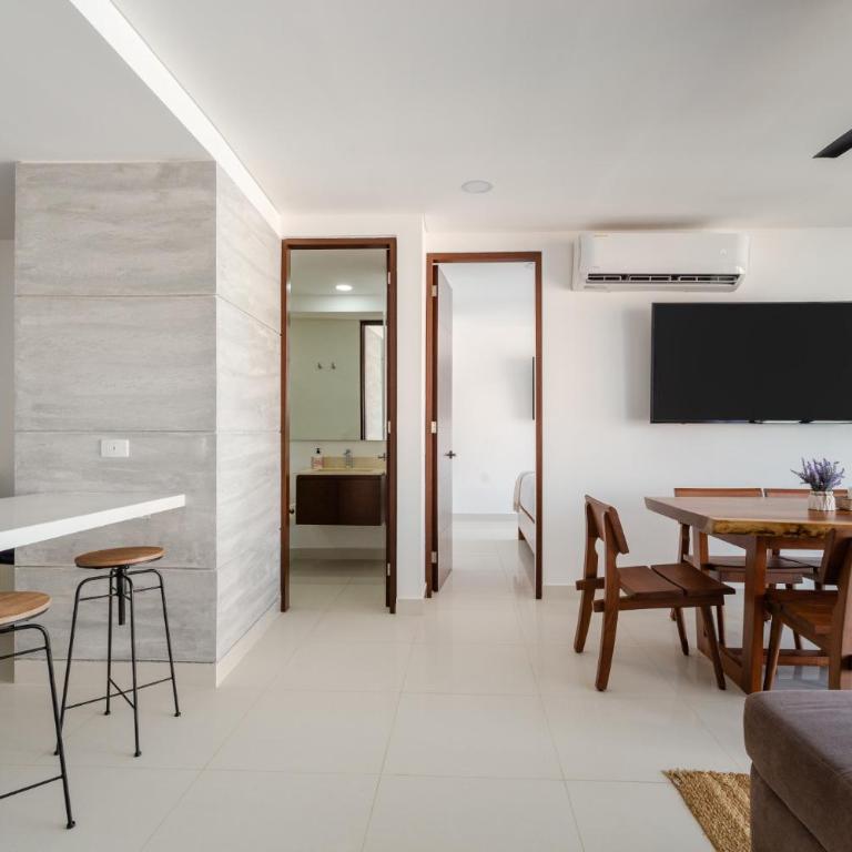 Spectacular View 2BR apartment - Rooftop Pool - Two-Bedroom Apartment with View - 9