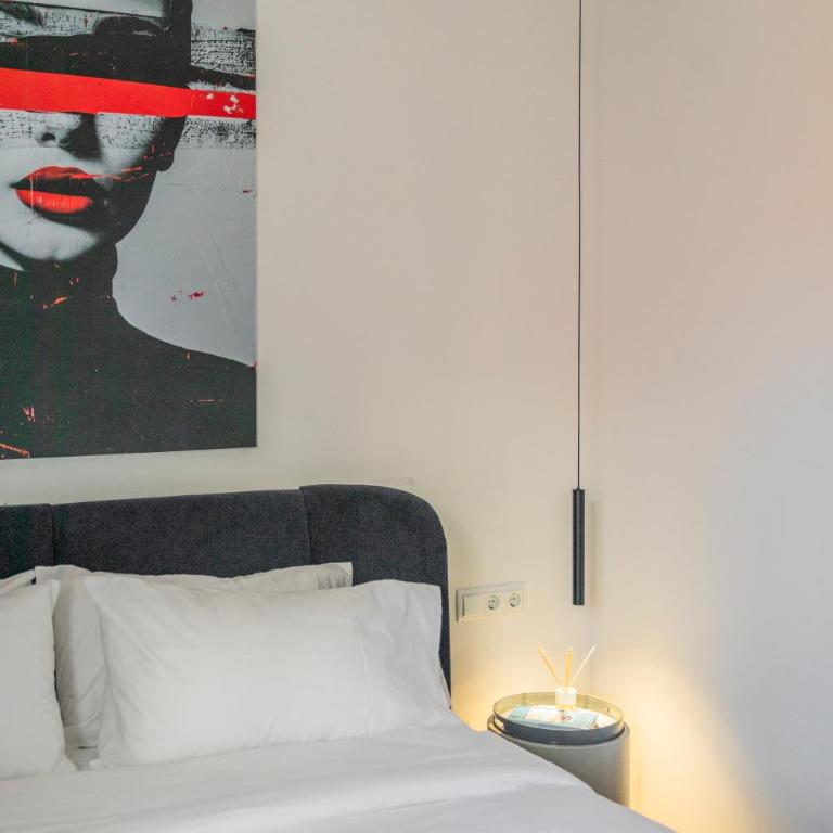 Valencia Beach Luxury Penthouse, Late Checkout - One-Bedroom Apartment - 1