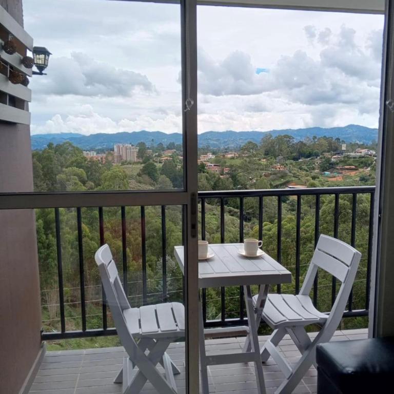 Ap entero en Rionegro cerca Aiport JMC ,Int - Apartamento de 3 dormitorios con vistas al mar - 3