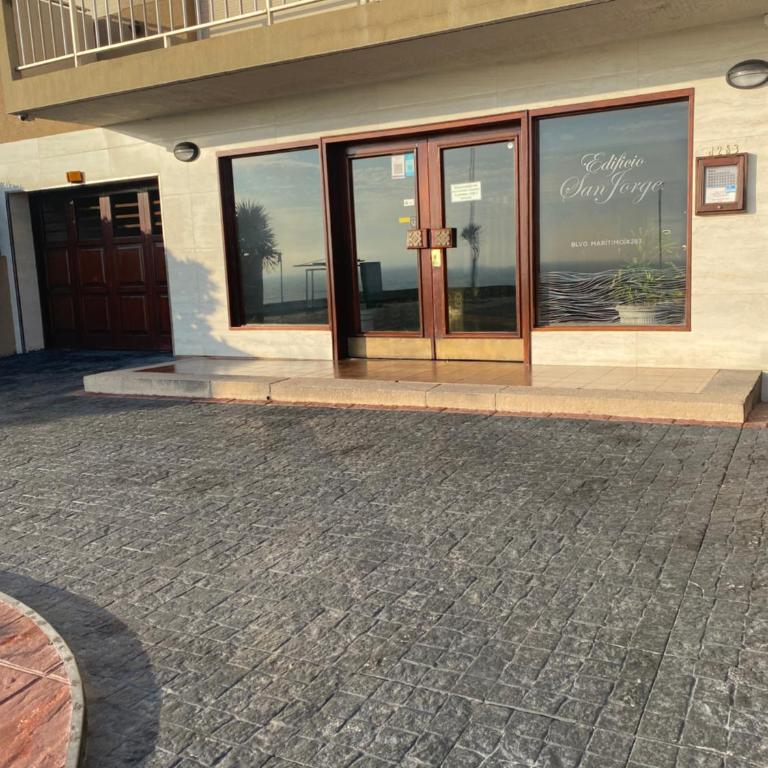 EDIFICIO FRENTE AL MAR! FG departamentos, Av Patricio Peralta Ramos 4283 piso 2 i - One-Bedroom Apartment - 11