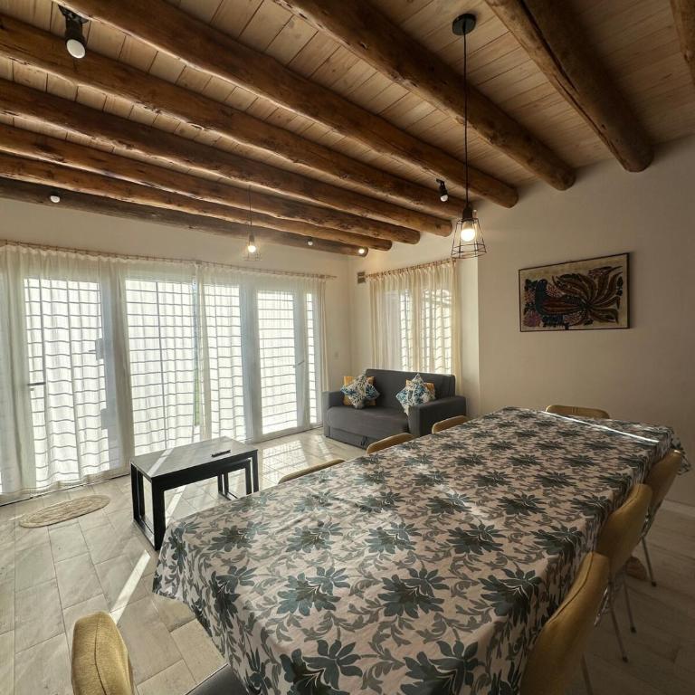 Casa moderna con pileta - Apartamento de 2 dormitorios - 25